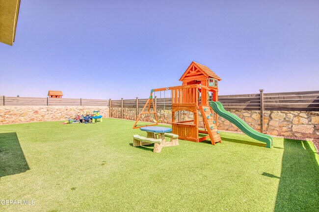 Building Photo - 13409 Carterton Ave