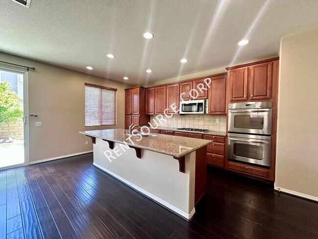 Building Photo - 28390 Esplanada Dr