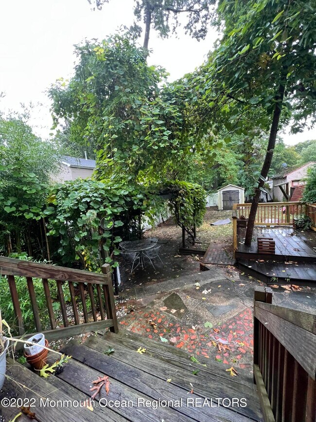 Building Photo - 432 Harnell Ave