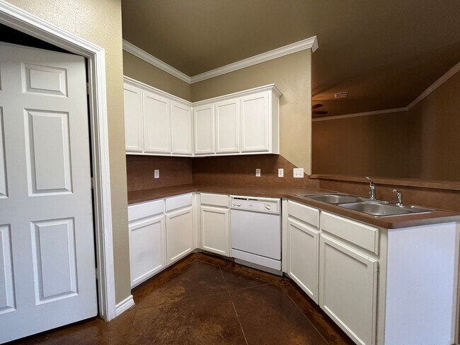 Building Photo - 3045 Palomino Trail