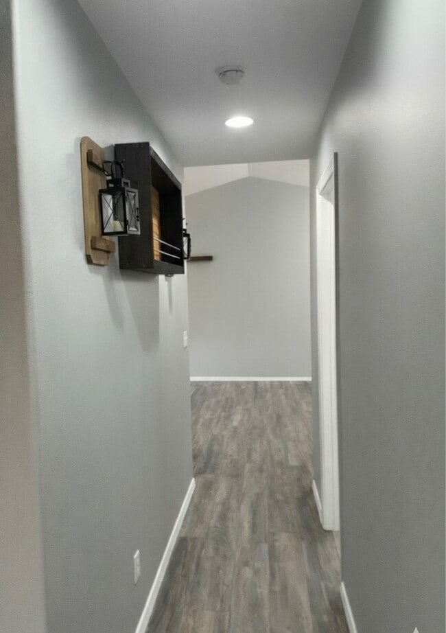 Building Photo - Charming 3BR / 2BA Home in Hawaiian Paradise Park