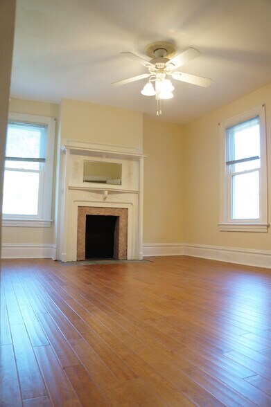 Building Photo - 116 Linden Ave