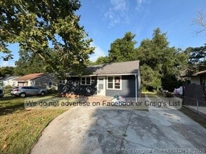 Building Photo - 2061 Osceola Dr
