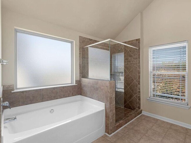 Building Photo - 2325 Braelin Loop