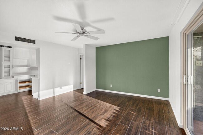 Building Photo - 4444 E Paradise Village Pkwy N