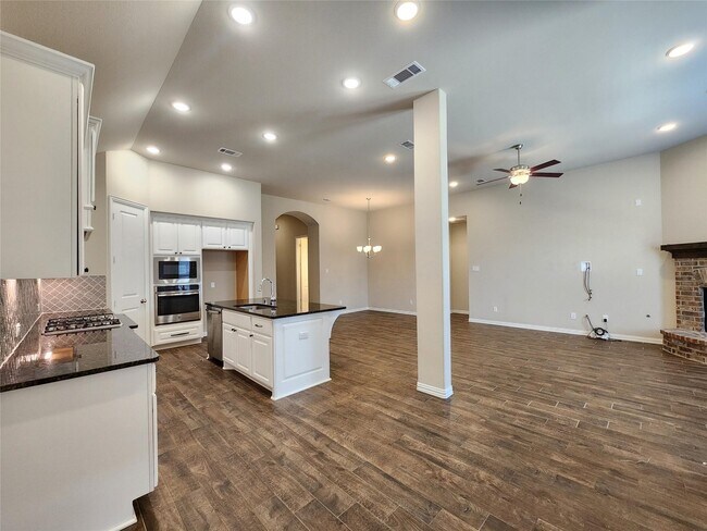 Building Photo - 23202 Brookdale Bay Ln