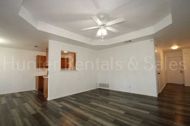 Building Photo - Charming 3-Bedroom Home Minutes from Fort ...