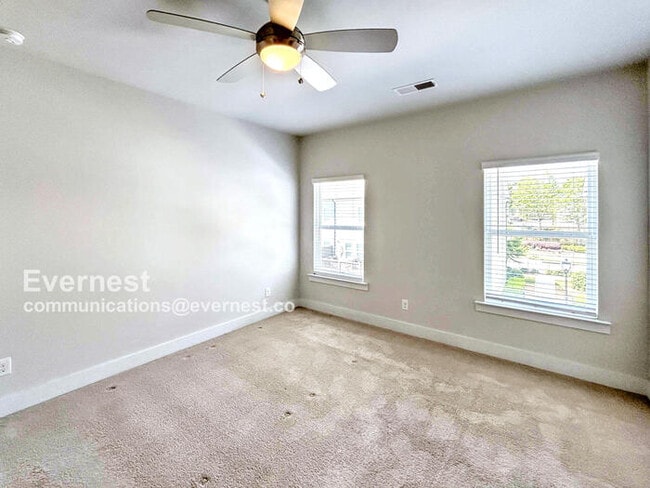 Building Photo - 3783 Oxford Cir