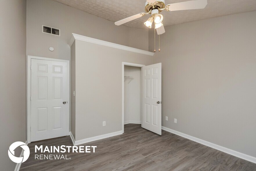 Building Photo - 645 Pebble Blvd