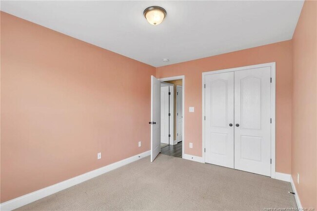 Building Photo - 127 Ganton Dr
