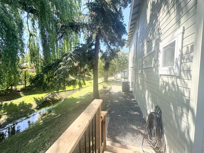 Building Photo - 1341 Evan Ln