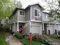 Building Photo - 205 S 51st St