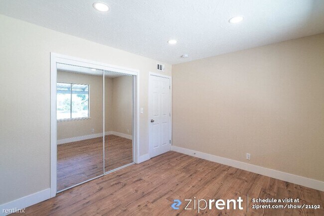 Building Photo - 4 br, 2 bath House - 5200 Elbert Way, Sacr...