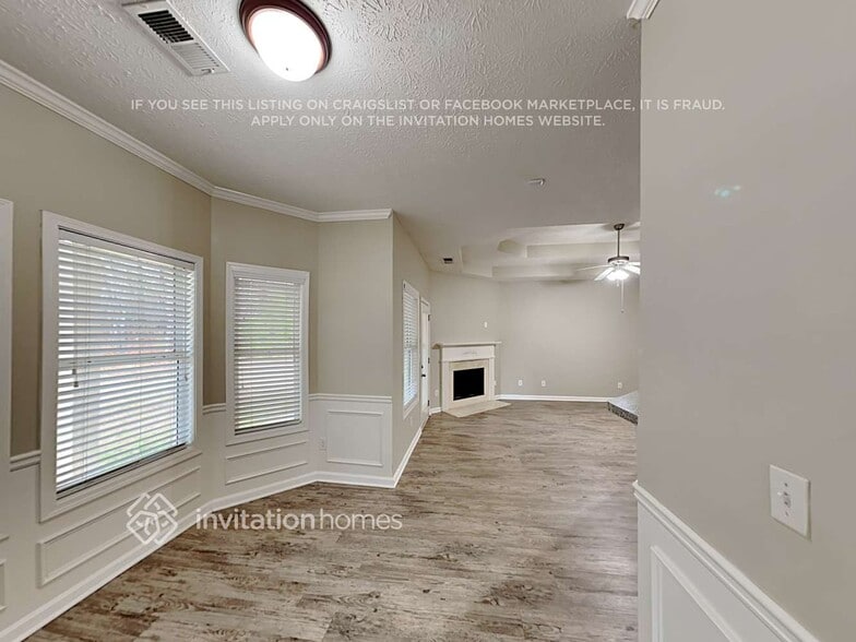 Building Photo - 19 Centennial Ln