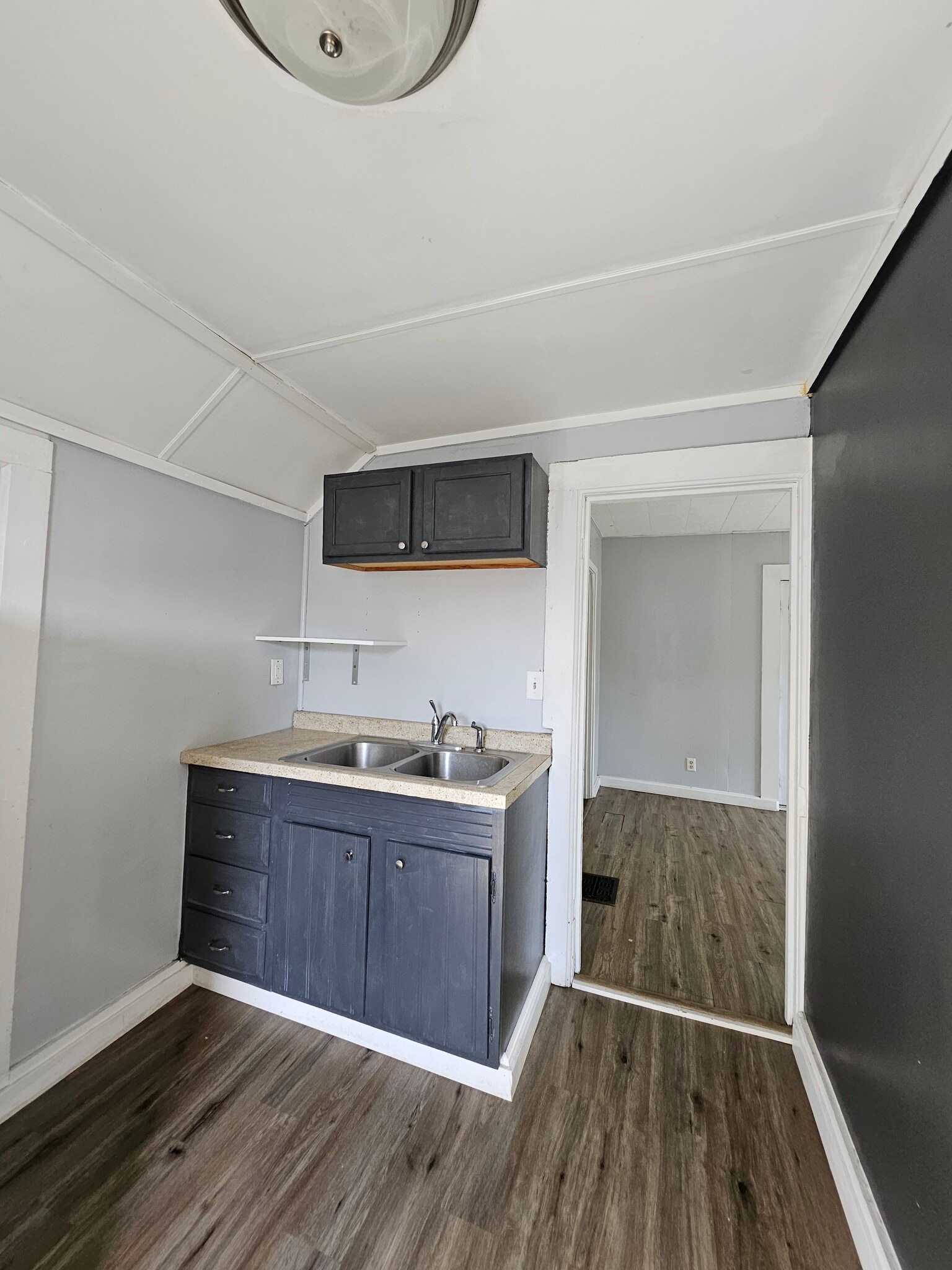 Building Photo - 311 S 3rd St