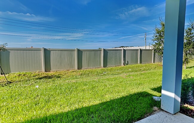 Building Photo - 3117 Emerald Acrs Ln