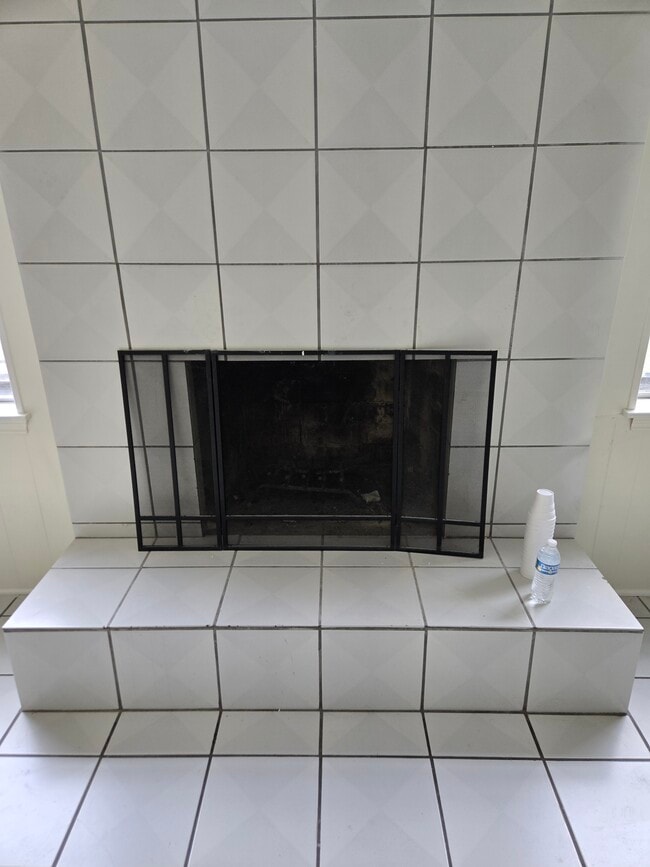 Building Photo - 9003 Haverstock Dr