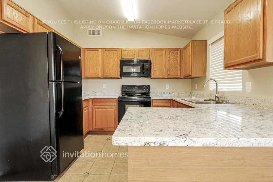 Building Photo - 6333 W Cocopah St
