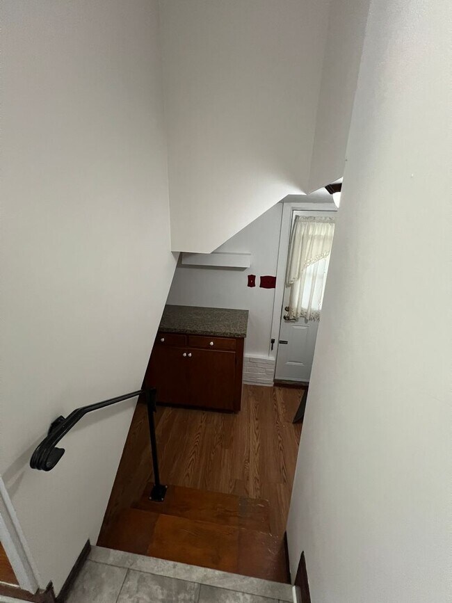 Building Photo - 815 Madison Ave