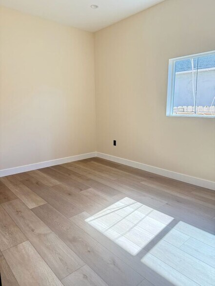 Building Photo - 11650 Kittridge
