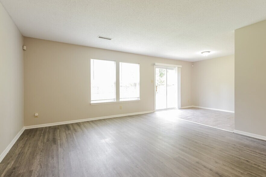 Building Photo - 2906 Redland Ln