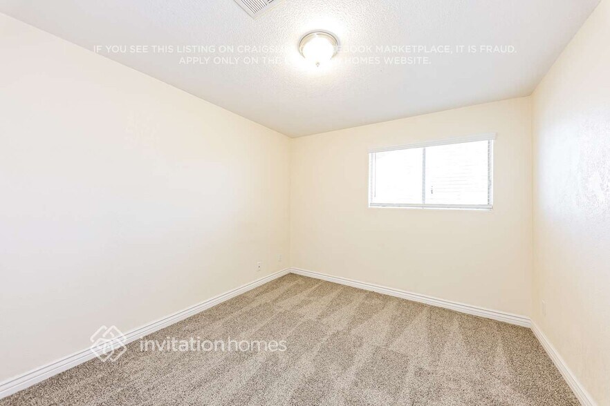 Building Photo - 3725 W Butler Dr