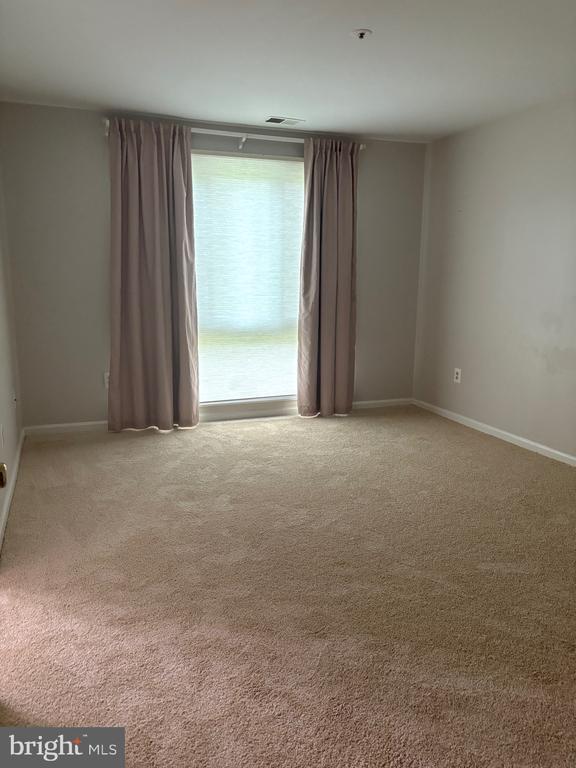 Building Photo - 5006 Dorsey Hall Dr