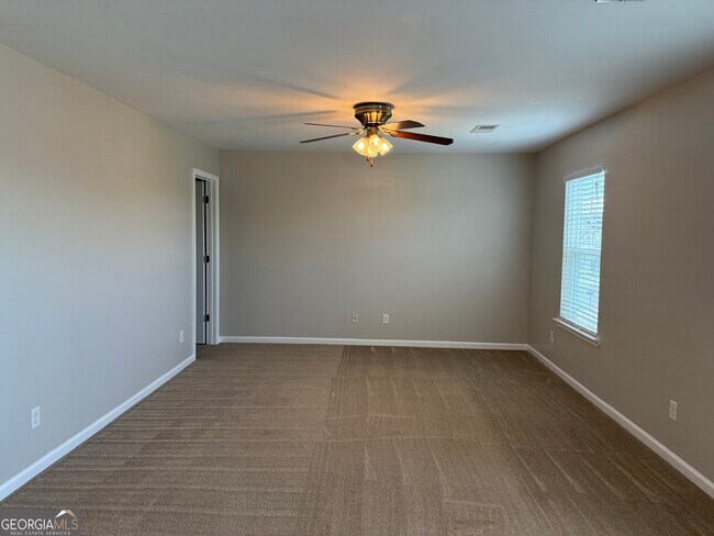 Building Photo - 122 Brooklet Cir