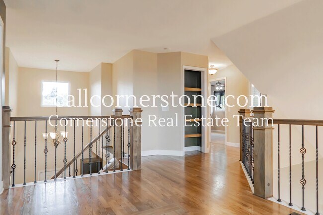 Building Photo - 32 Jessana Heights