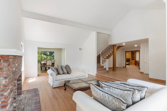 Building Photo - 3009 Nicada Dr