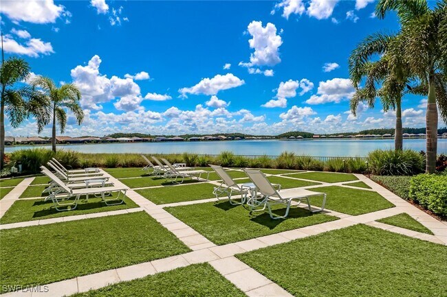 Building Photo - 20281 Corkscrew Shores Blvd