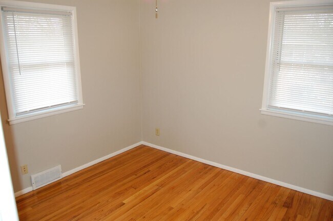 Building Photo - 4630 Starr St