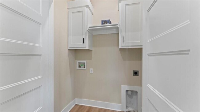 Building Photo - 1209 SW Journey Ln