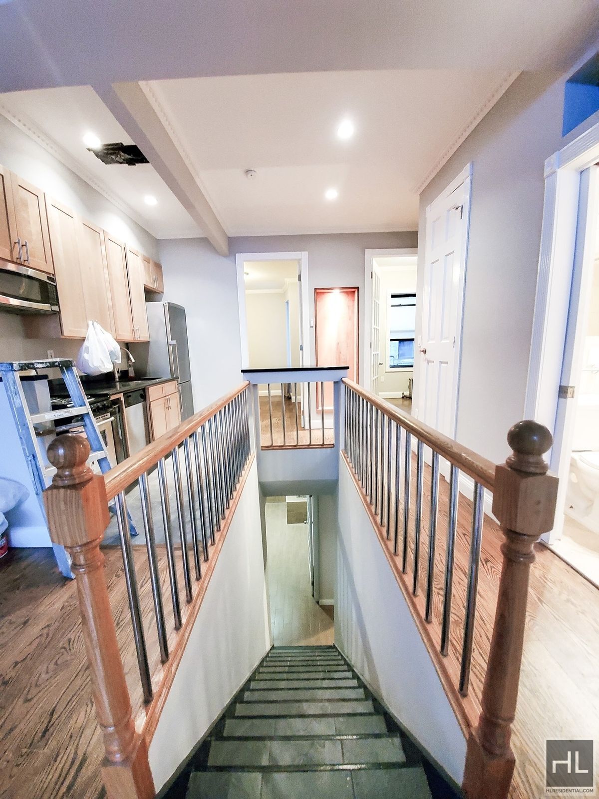 Building Photo - Avail; May 1 Upper Carnegie Hill adj/E. Harlem, Close to E.96th Q: E 100th St btw 2nd/1st Ave 4BR...