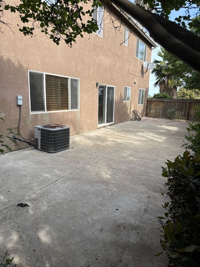 Building Photo - Looking for a four bedroom?