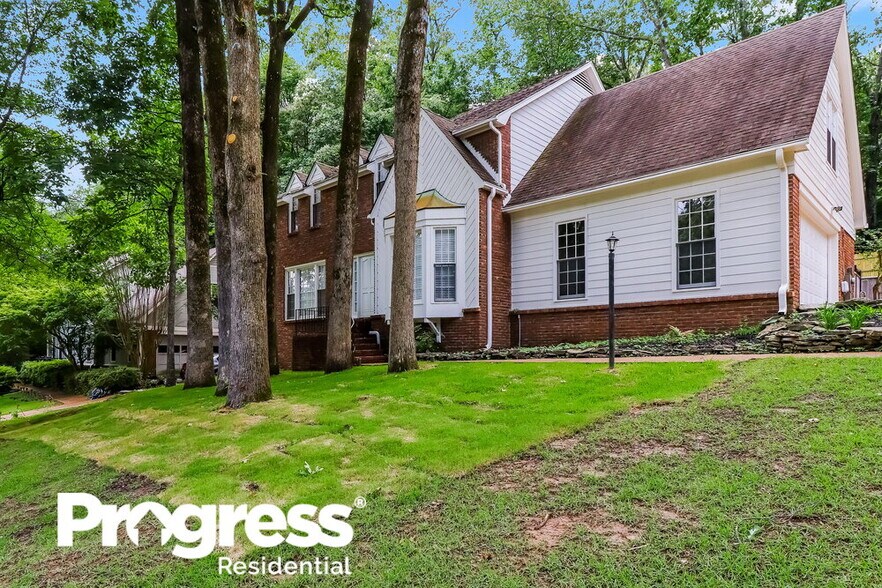 Building Photo - 329 Ericson Rd