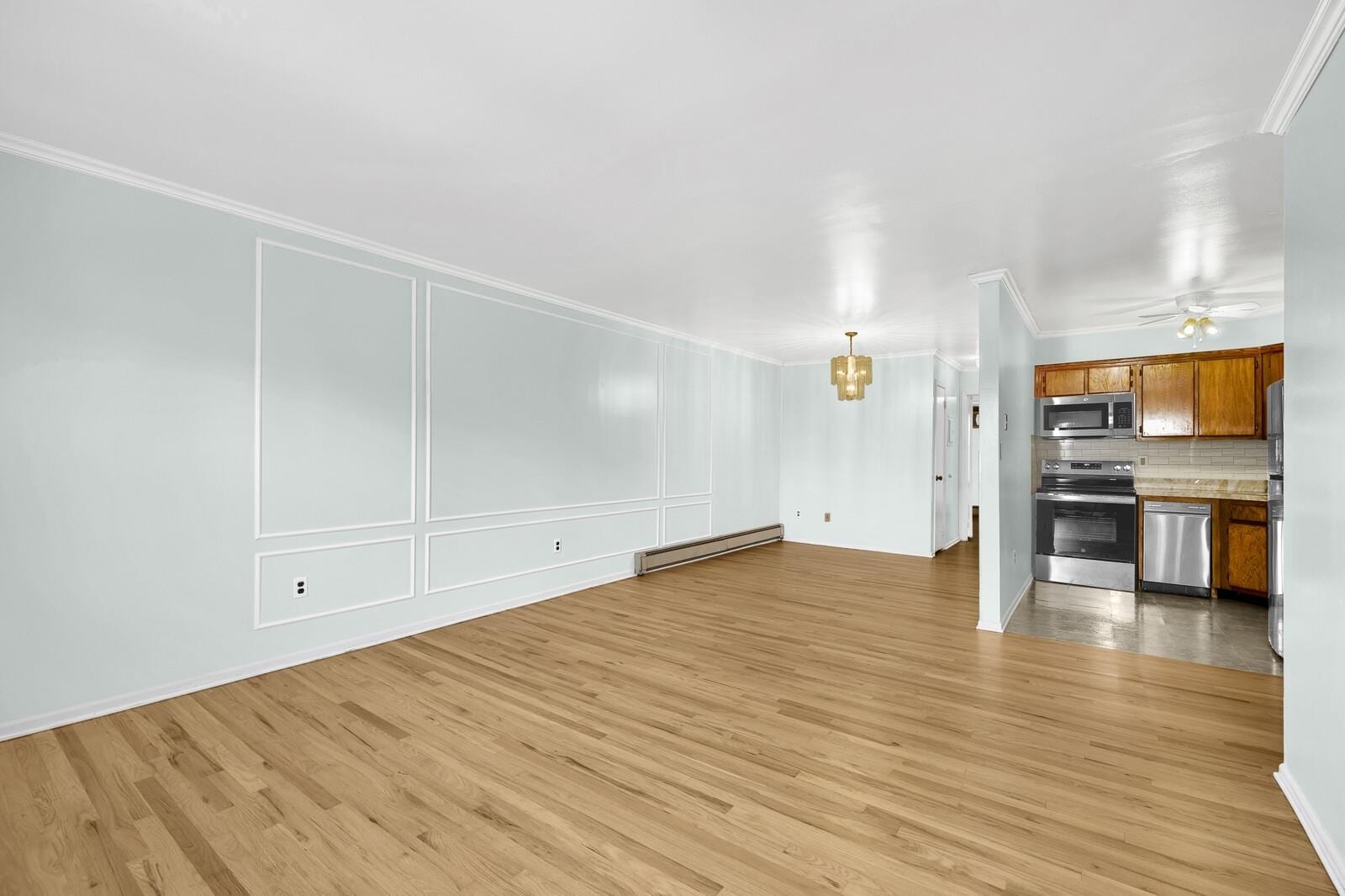 Building Photo - 729 10th St