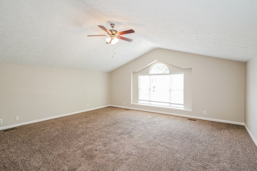 Building Photo - 3505 Glenfalls Dr