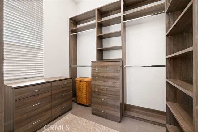 Building Photo - 36627 Crown St