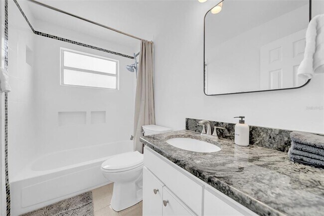 Building Photo - 4924 Shetland Ave