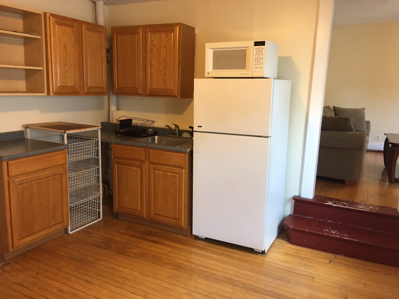 Kitchen - 282 Brackett Street