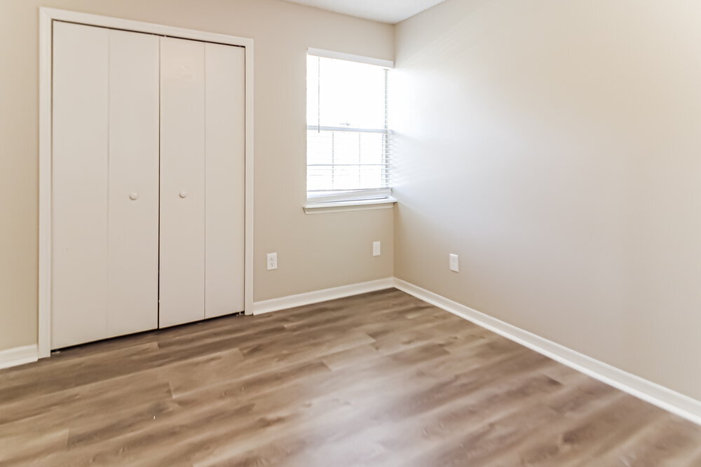 Building Photo - 6753 Long Meadow Cir S