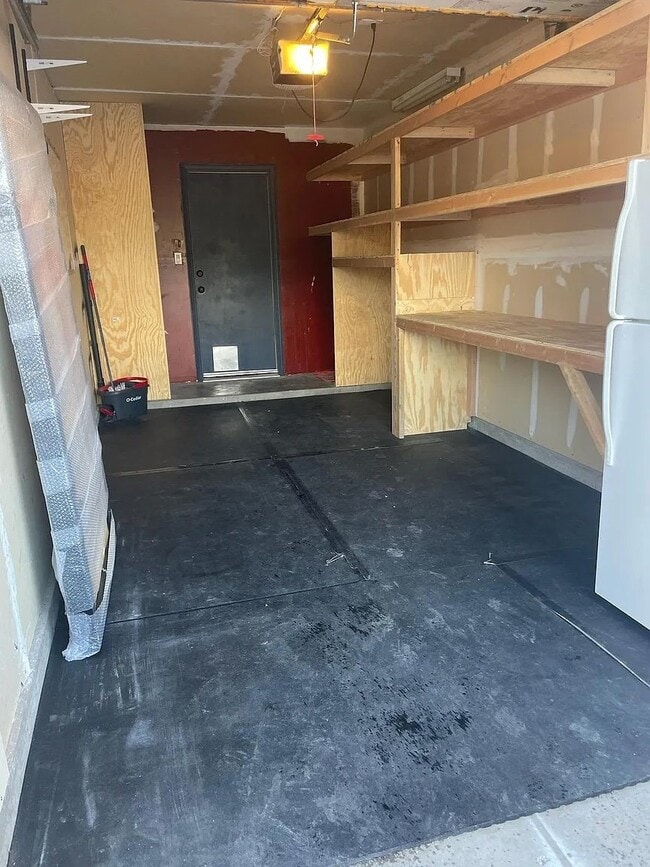 Building Photo - 2127 Ave De Las Alturas