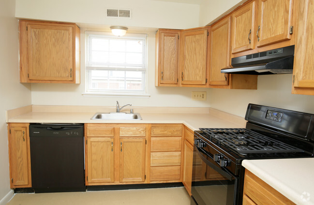 Interior Photo - Pickwick Apartments