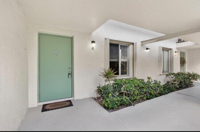 Building Photo - 6258 Chasewood Dr
