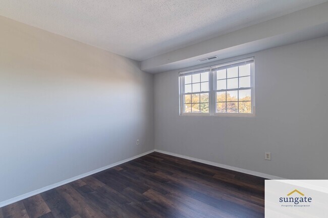 Building Photo - 11912 Tarragon Rd