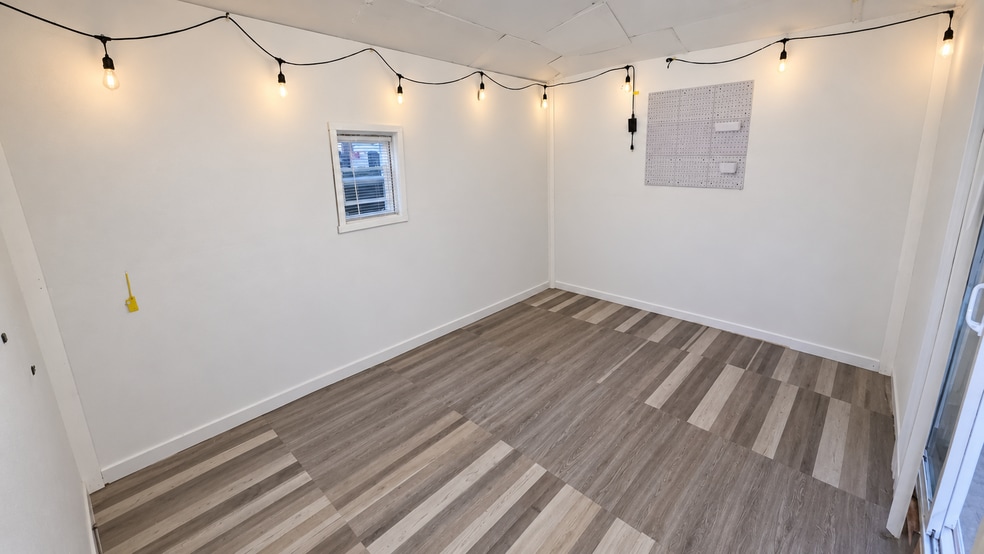 Building Photo - 12571 Aviston Way