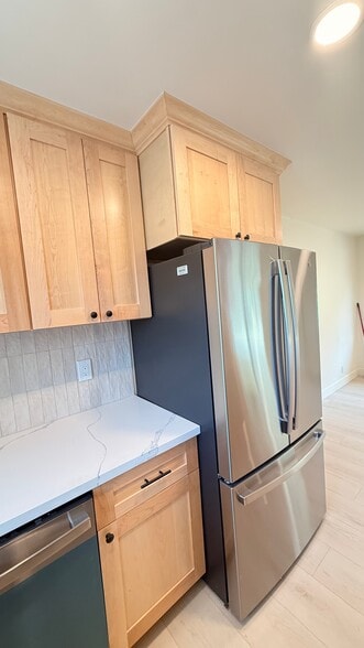 Building Photo - 288 Homer Ave