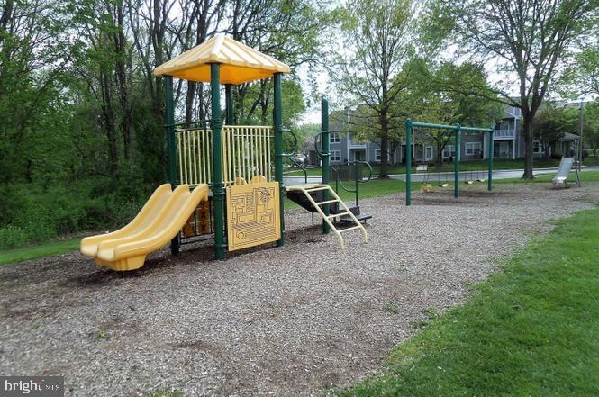 Building Photo - 171 Madison Ct