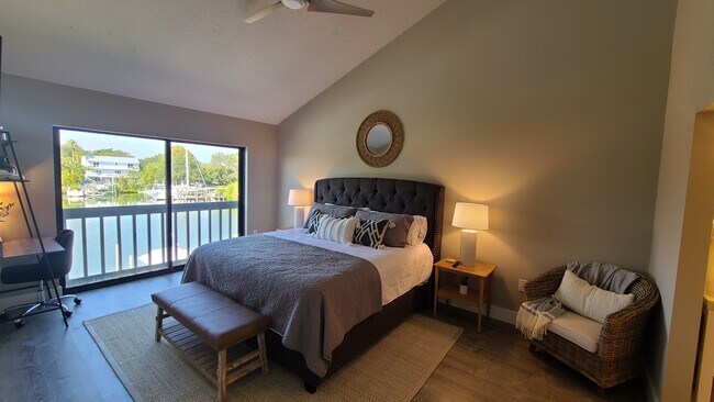 Building Photo - 1319 Dockside Pl